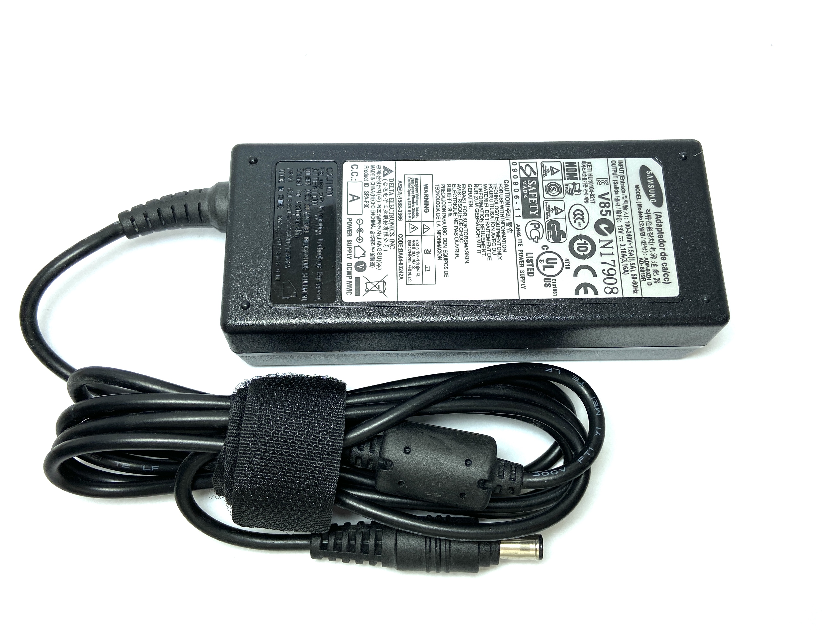Зарядное устройство для ноутбука Samsung SPA-830E 19V 3.16A 60W (5.5*3.0)